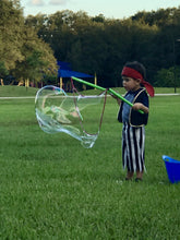 Load image into Gallery viewer, 4 Big Bubble Wands and 6-pack WOWmazing Bubble Refill - Makes 6 Gallons! - South Beach Bubbles